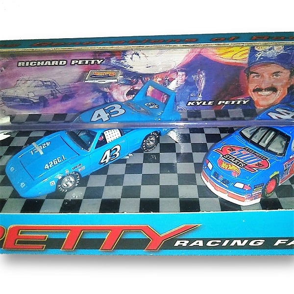 Petty Racing Hot Wheels 3-Pack