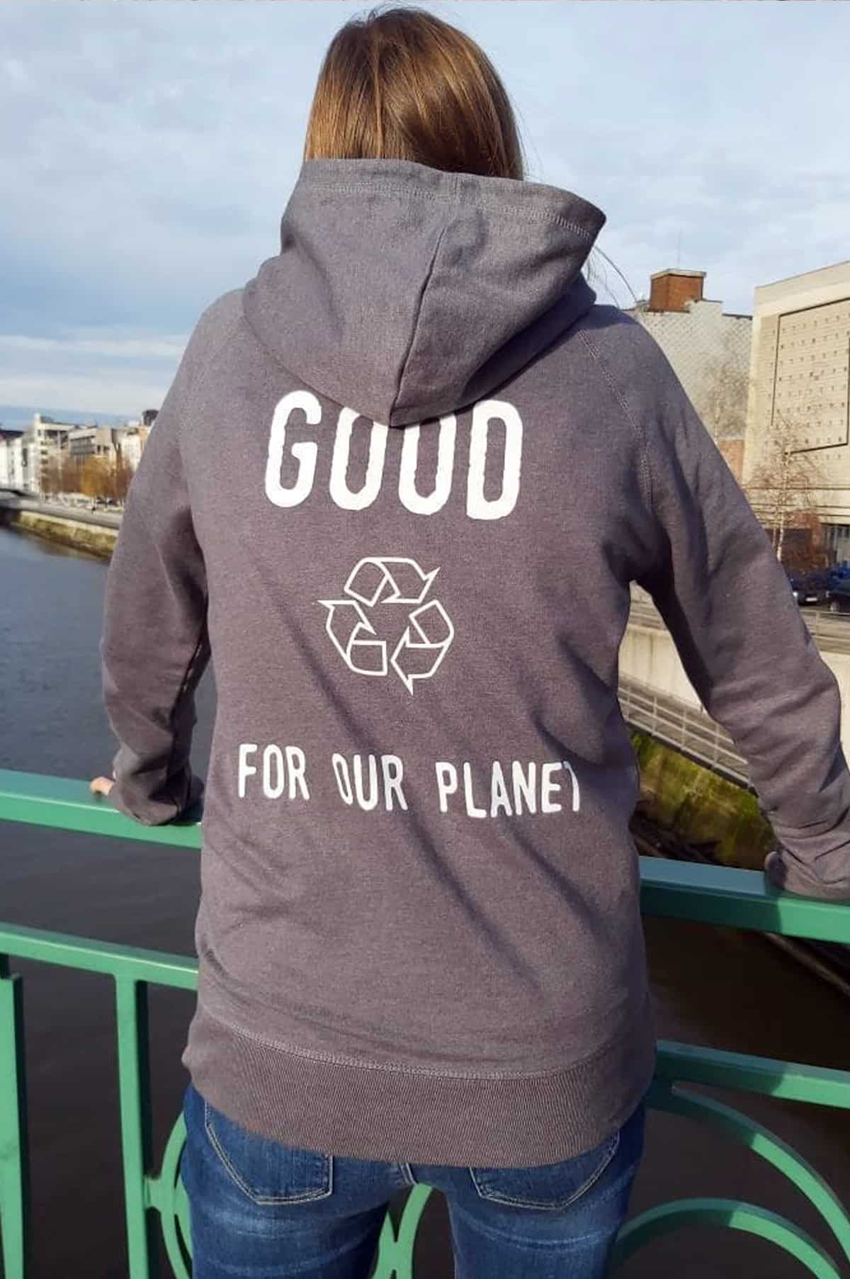 Sweat à capuche gris 100% recyclé unisexe Good For Our Planet10