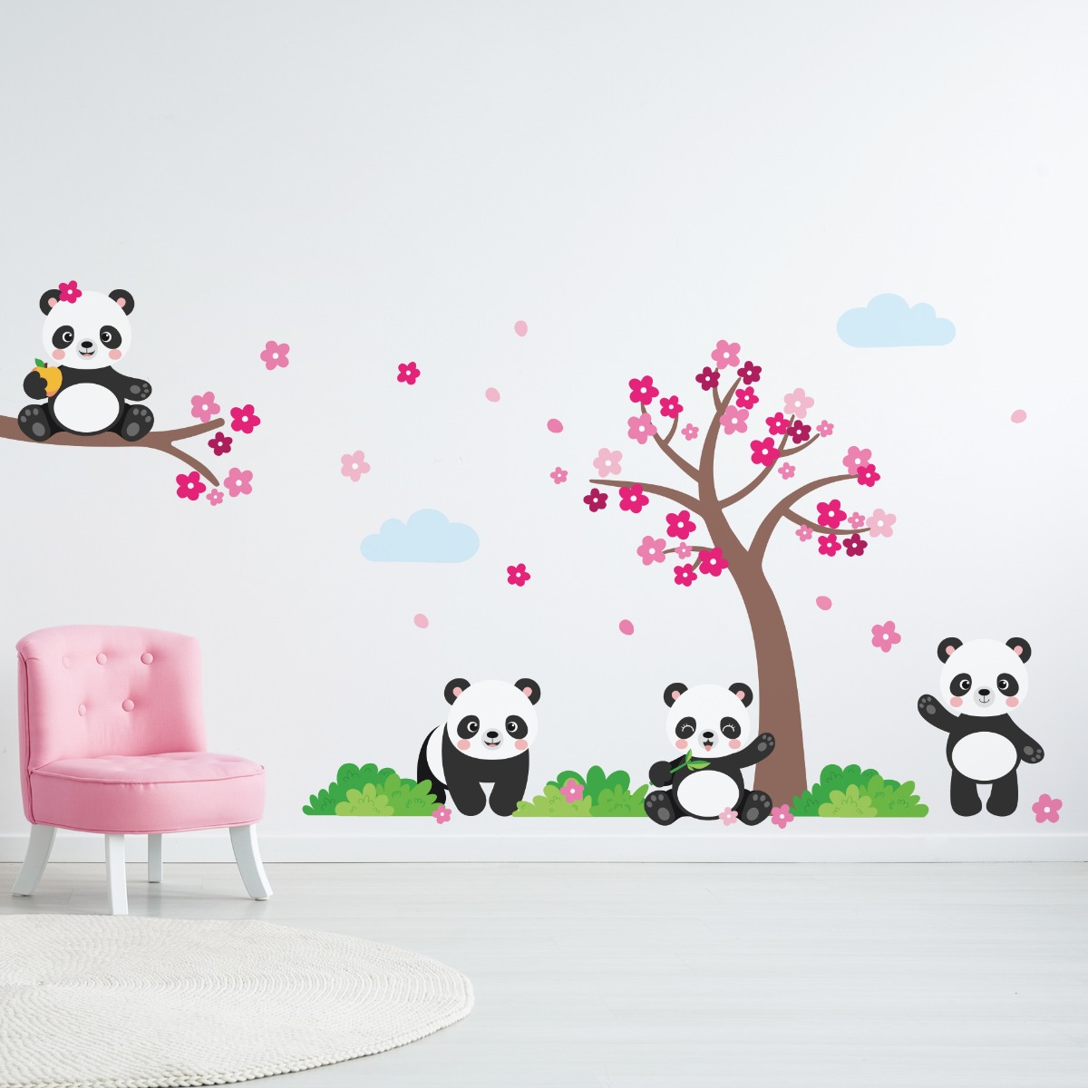 Adesivo de Parede Pandas e Árvore