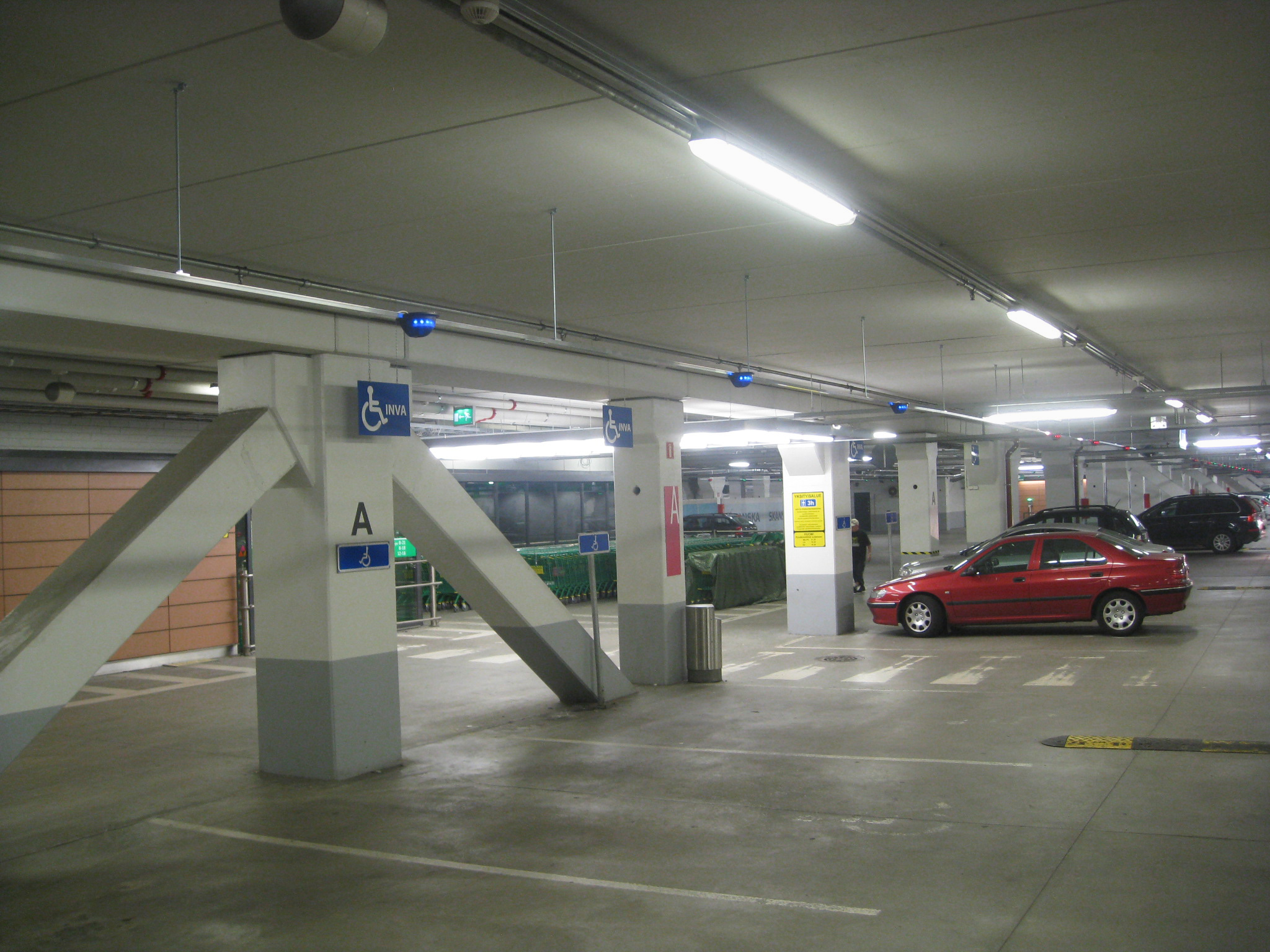 Parking-Portier-Kaari-disabled-parking